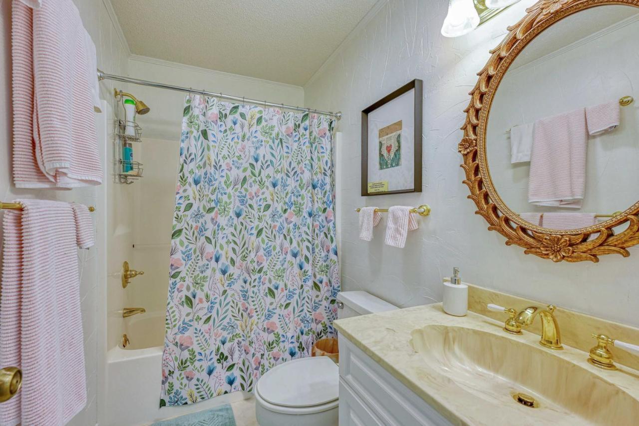 Myrtle Beach Abode With Seasonal Pool And Lake View! Villa Exterior foto